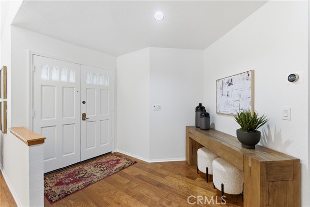 Detail Gallery Image 3 of 38 For 5750 Sugar Pine Dr, Yorba Linda,  CA 92886 - 4 Beds | 3 Baths