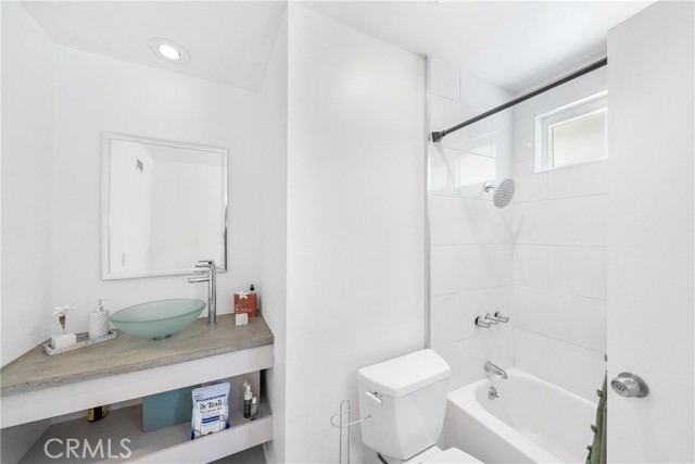Detail Gallery Image 38 of 61 For 20191 Imperial Cove Ln, Huntington Beach,  CA 92646 - 3 Beds | 3 Baths