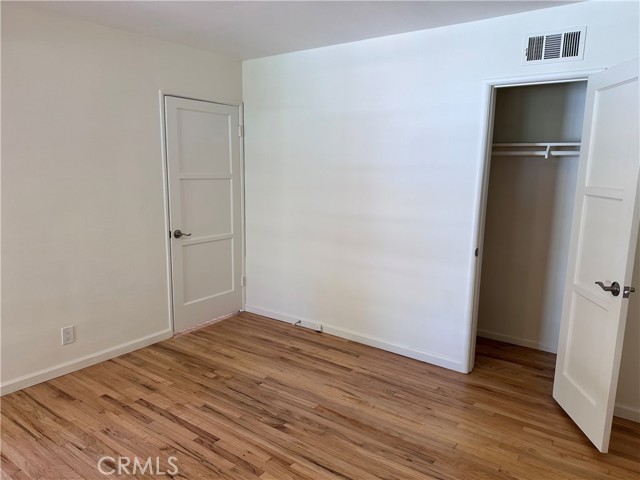 Detail Gallery Image 33 of 47 For 5369 Topeka Dr, Tarzana,  CA 91356 - 3 Beds | 2/1 Baths
