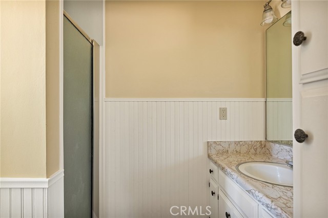 Detail Gallery Image 19 of 25 For 2560 Oak Dr, Running Springs,  CA 92382 - 3 Beds | 2 Baths