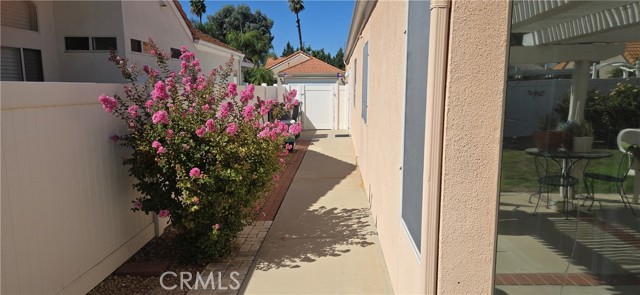 28200 Valombrosa Drive, Menifee CA: https://media.crmls.org/medias/3fe7fbd8-9826-41e8-9b81-1b3fc1c427d9.jpg
