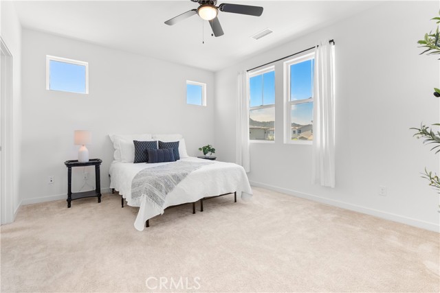 241 Goldfinch, Rancho Mission Viejo CA: https://media.crmls.org/medias/3fe83c68-1f7a-4e5a-b272-5e77f4b59e23.jpg