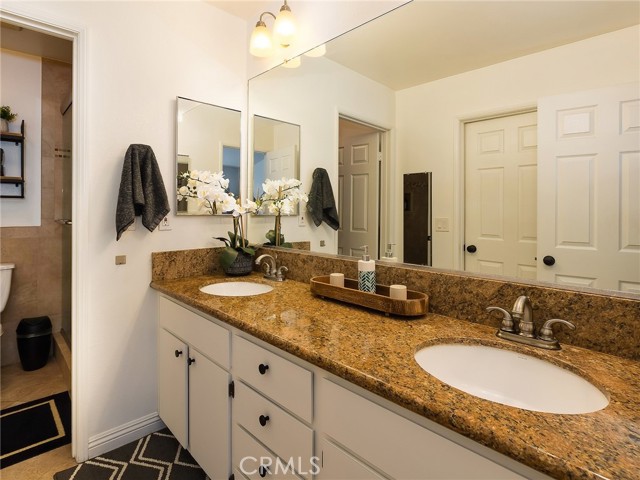 Detail Gallery Image 23 of 40 For 13060 Sycamore Village Dr, Norwalk,  CA 90650 - 2 Beds | 2/1 Baths
