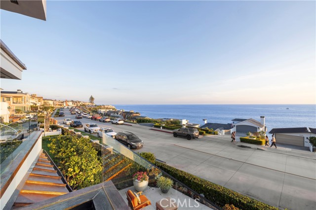 Detail Gallery Image 4 of 34 For 3308 Ocean Bld, Corona Del Mar,  CA 92625 - 5 Beds | 6/2 Baths