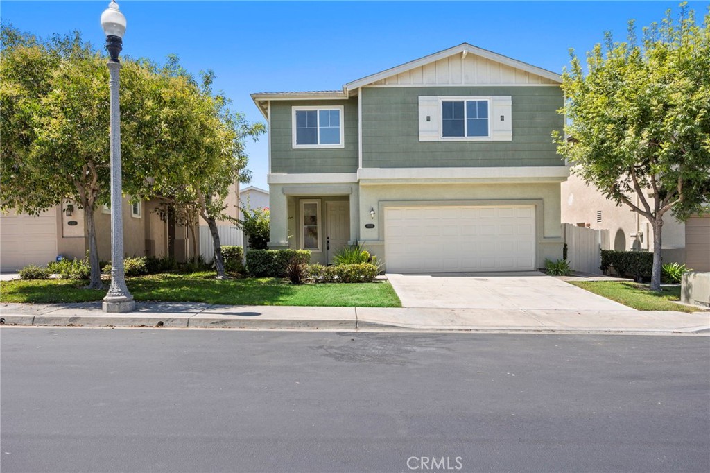 17533 Sagebrush Way