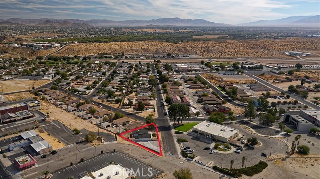 Detail Gallery Image 10 of 45 For 15004 Zenda St, Victorville,  CA 92395 - 3 Beds | 1 Baths