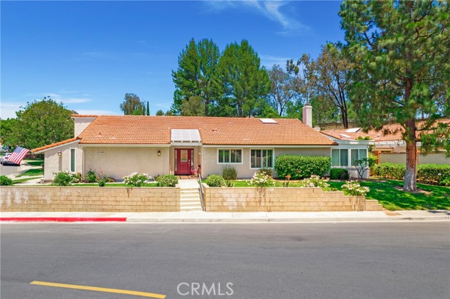 5185 Duenas, Laguna Woods CA: https://media.crmls.org/medias/3fea903b-e33c-4e12-bd8c-80f2670e99d1.jpg