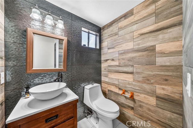 Detail Gallery Image 9 of 38 For 764 N Glendora Ave, Covina,  CA 91724 - 2 Beds | 3 Baths