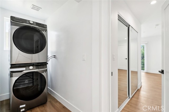 4512 St Elmo Drive, Los Angeles CA: https://media.crmls.org/medias/3feb52a6-5b8c-42fb-a04b-180058302c7a.jpg