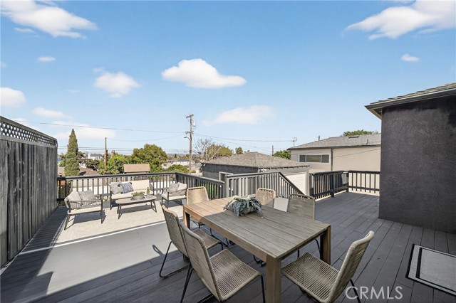 Detail Gallery Image 35 of 55 For 6133 W 83rd, Los Angeles,  CA 90045 - 3 Beds | 2 Baths