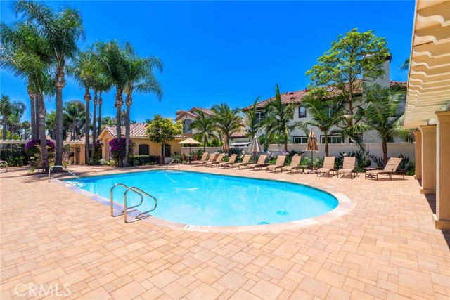 12931 Mackenzie Drive, Tustin CA: https://media.crmls.org/medias/3febcb37-37db-41fa-86d2-e7f0e0bc4a11.jpg