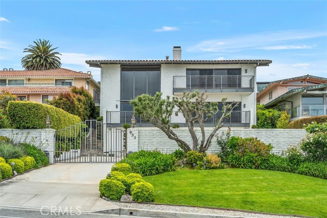 953 Via Del Monte, Palos Verdes Estates CA: https://media.crmls.org/medias/3febd9a2-8ac2-47b4-9429-9a35884f6808.jpg