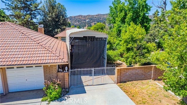 37581 Oak Mesa Drive, Yucaipa CA: https://media.crmls.org/medias/3fec45be-a4f7-470a-a922-fa470e410ccf.jpg