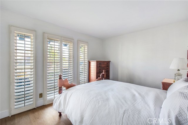 Detail Gallery Image 19 of 24 For 21041 Strathmoor Ln, Huntington Beach,  CA 92646 - 3 Beds | 2 Baths