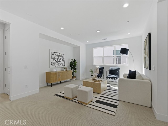 27627 Juniper Lane, Valencia CA: https://media.crmls.org/medias/3fef3946-c651-479e-bbc8-fb0a18041337.jpg