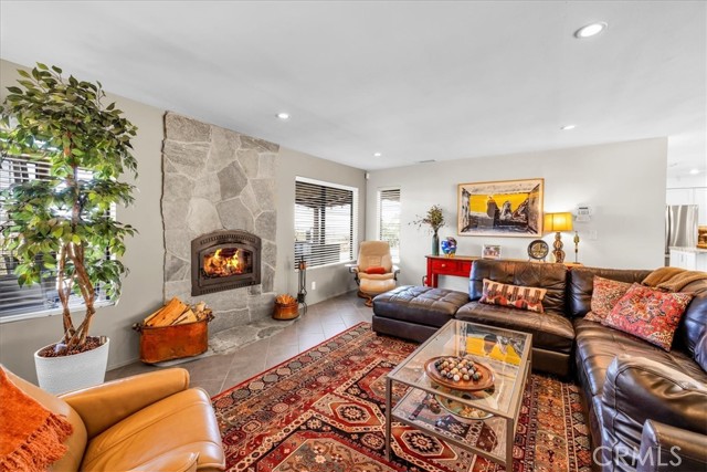 Detail Gallery Image 5 of 47 For 7880 Wesley Rd, Joshua Tree,  CA 92252 - 3 Beds | 2/1 Baths