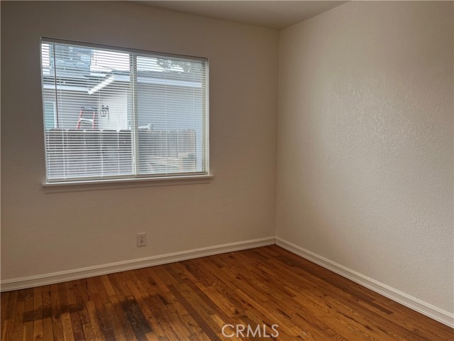 Detail Gallery Image 29 of 46 For 1020 W 24th St, Merced,  CA 95340 - 5 Beds | 1/1 Baths