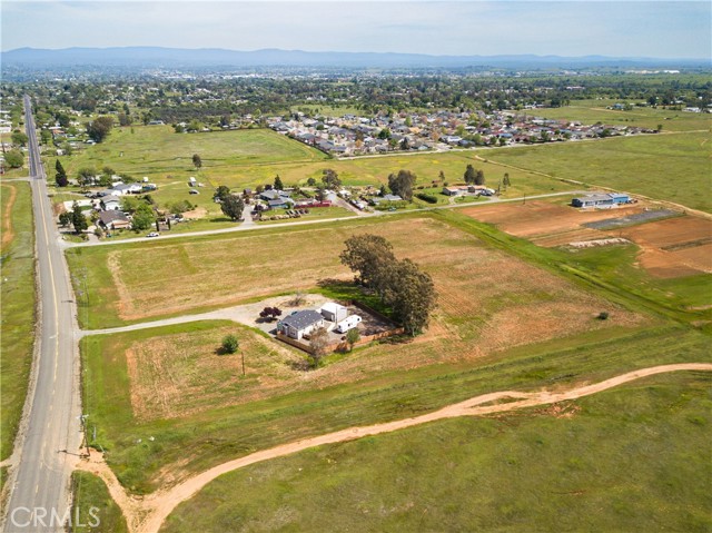 Detail Gallery Image 4 of 16 For 2151 Grand Ave, Oroville,  CA 95965 - 2 Beds | 2 Baths