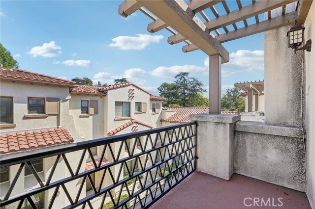 Detail Gallery Image 35 of 51 For 879 Michigan Bld #K,  Pasadena,  CA 91107 - 3 Beds | 2/1 Baths