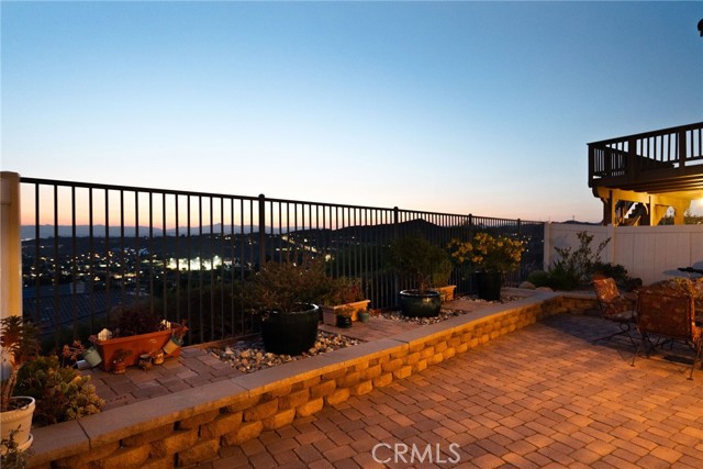 27711 Adonis Lane, Canyon Country CA: https://media.crmls.org/medias/3ff12bf9-4dfd-4943-aee4-560cbc198f34.jpg