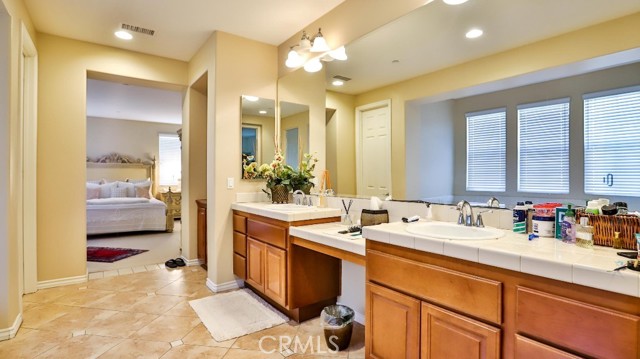 Detail Gallery Image 23 of 36 For 3867 Elderberry Cir, Corona,  CA 92882 - 4 Beds | 4 Baths