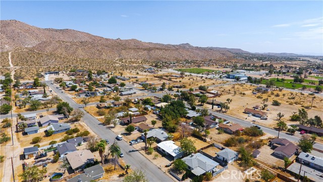 Detail Gallery Image 31 of 37 For 7101 Tamarisk Ave, Yucca Valley,  CA 92284 - 2 Beds | 1 Baths