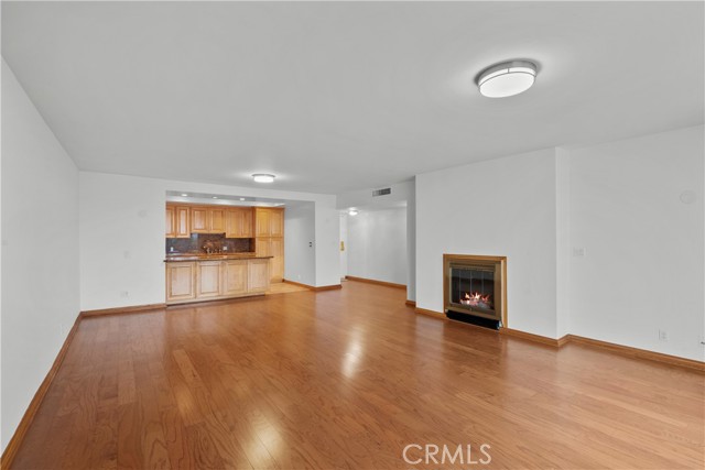 1401 Valley View Road, 309 photo 6