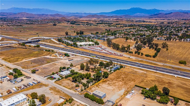 33315 OLD HWY 395/215, Menifee, California 92584, ,Commercial Sale,For Sale,OLD HWY 395/215,IV21150670