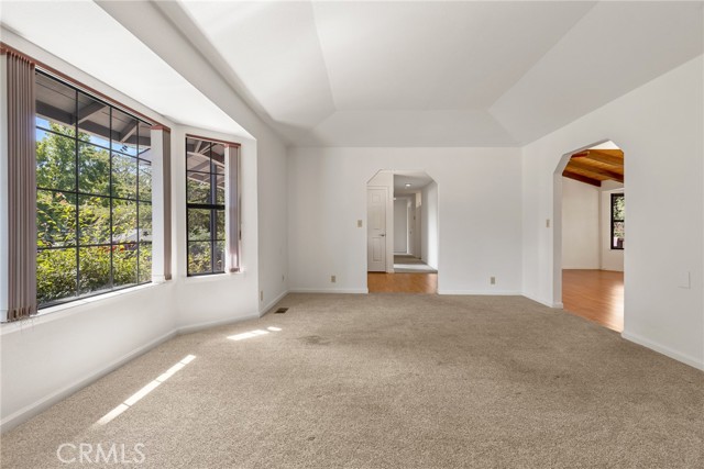 1585 Gate Lane, Paradise CA: https://media.crmls.org/medias/3ff35fe9-553f-43a7-8213-d7f3897b7ac7.jpg