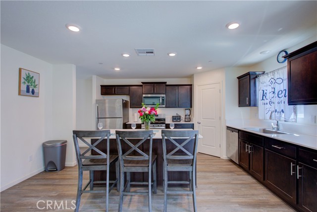 Detail Gallery Image 10 of 55 For 218 Bryce Canyon Ct, Merced,  CA 95341 - 5 Beds | 3 Baths