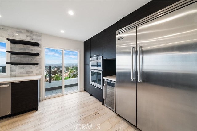 Detail Gallery Image 16 of 70 For 303 E Avenida Cordoba, San Clemente,  CA 92672 - 6 Beds | 4/1 Baths