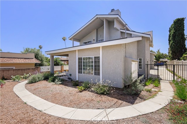 314 Lola Avenue, Pasadena CA: https://media.crmls.org/medias/3ff3ff30-f24a-4127-a2b3-259f46f29191.jpg