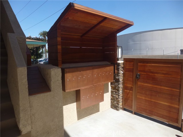 Detail Gallery Image 2 of 20 For 12617 Eucalyptus Ave, Hawthorne,  CA 90250 - – Beds | – Baths