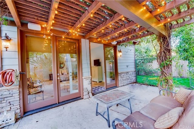 Detail Gallery Image 62 of 67 For 5230 Quakertown Ave, Woodland Hills,  CA 91364 - 5 Beds | 5 Baths