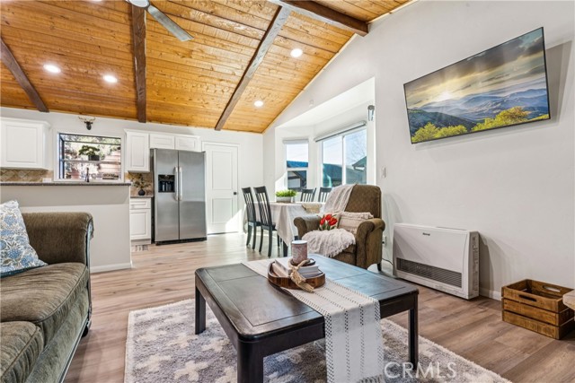 Detail Gallery Image 7 of 27 For 937 E Fairway, Big Bear City,  CA 92314 - 2 Beds | 1 Baths