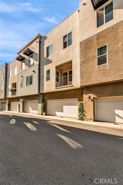 Detail Gallery Image 24 of 24 For 318 Bridgewater #5,  Gardena,  CA 90247 - 3 Beds | 3 Baths