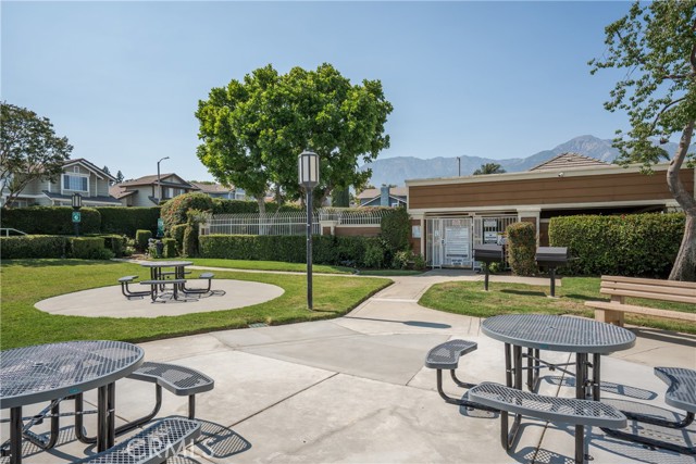 7018 Princeton Place, Rancho Cucamonga CA: https://media.crmls.org/medias/3ff7b1f5-04eb-4f01-8516-db1413d02598.jpg
