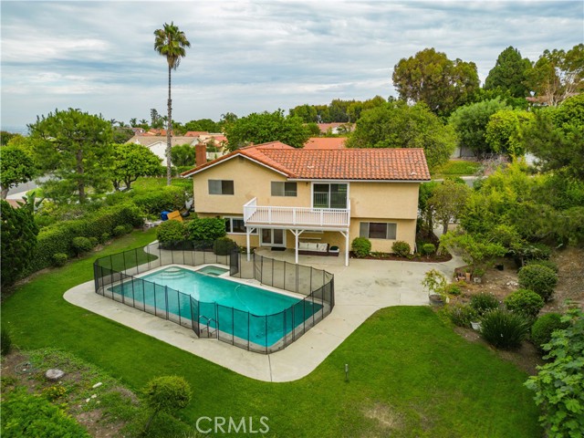 3 Peacock Lane, Rolling Hills Estates, California 90274, 5 Bedrooms Bedrooms, ,3 BathroomsBathrooms,Residential,Sold,Peacock,SB23139359