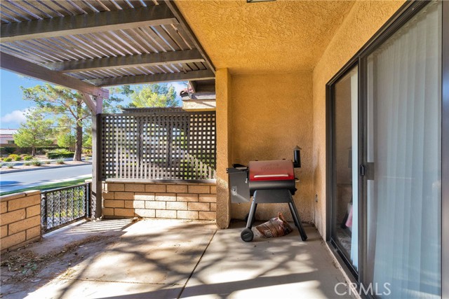 Detail Gallery Image 23 of 28 For 11722 Oak St, Apple Valley,  CA 92308 - 2 Beds | 2 Baths