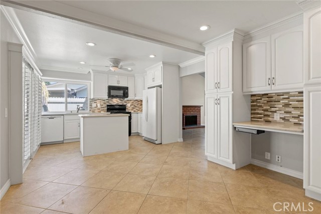 Detail Gallery Image 8 of 20 For 20081 Winfield Ct #2,  Yorba Linda,  CA 92886 - 3 Beds | 2 Baths