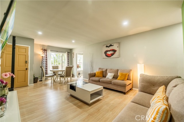 Detail Gallery Image 6 of 29 For 12921 Cook St, Los Angeles,  CA 90061 - 3 Beds | 1 Baths