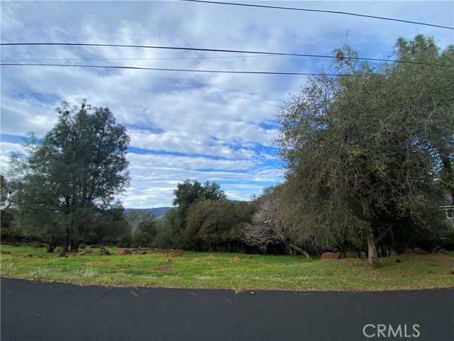 Detail Gallery Image 4 of 4 For 15749 Little Peak, Hidden Valley Lake,  CA 95467 - – Beds | – Baths