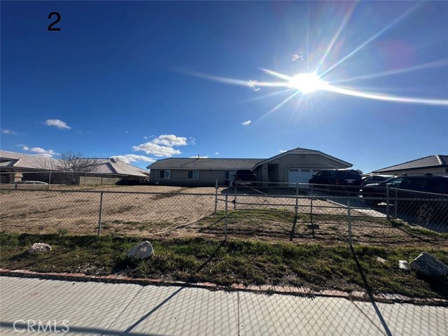 16271 Nisqualli, Victorville CA: https://media.crmls.org/medias/3ffa8c96-dda4-4187-9561-dafdbdc56563.jpg