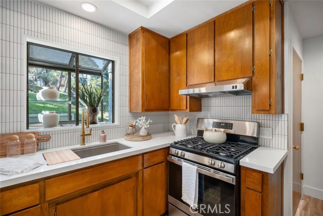 Detail Gallery Image 16 of 43 For 775 Huntington, Cambria,  CA 93428 - 2 Beds | 2 Baths