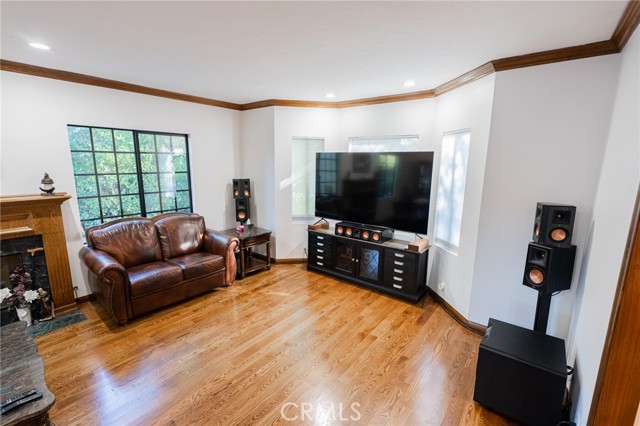 Detail Gallery Image 14 of 41 For 25573 via Paladar, Valencia,  CA 91355 - 6 Beds | 4 Baths