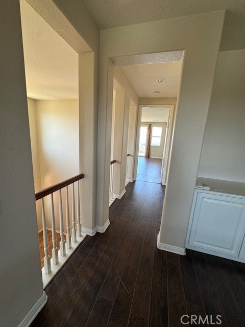 Detail Gallery Image 37 of 53 For 16034 Skyridge Dr, Riverside,  CA 92509 - 4 Beds | 4 Baths