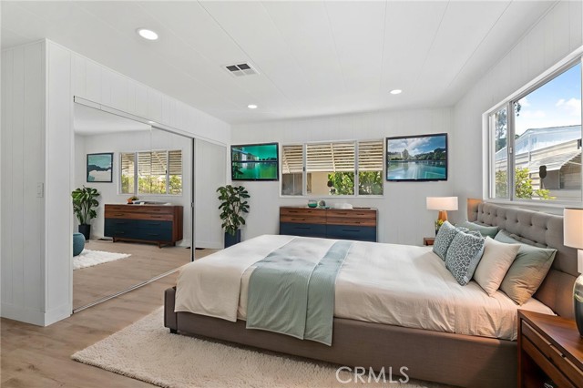 10200 Bolsa Ave, Westminster CA: https://media.crmls.org/medias/3ffe0908-e98a-41d9-9cff-834f35b134f4.jpg