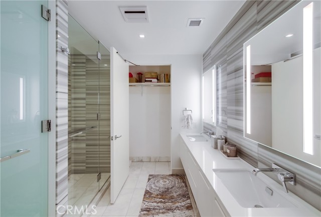2855 5th Avenue, San Diego CA: https://media.crmls.org/medias/3ffe2f2f-ae36-42d9-b378-781faeb55e85.jpg
