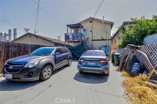 9203 Beach Street, Los Angeles CA: https://media.crmls.org/medias/3ffe4032-e439-49a9-a33d-219893d38f72.jpg