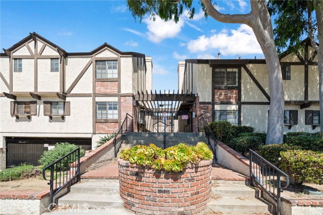 1419 W 179th Unit: 17